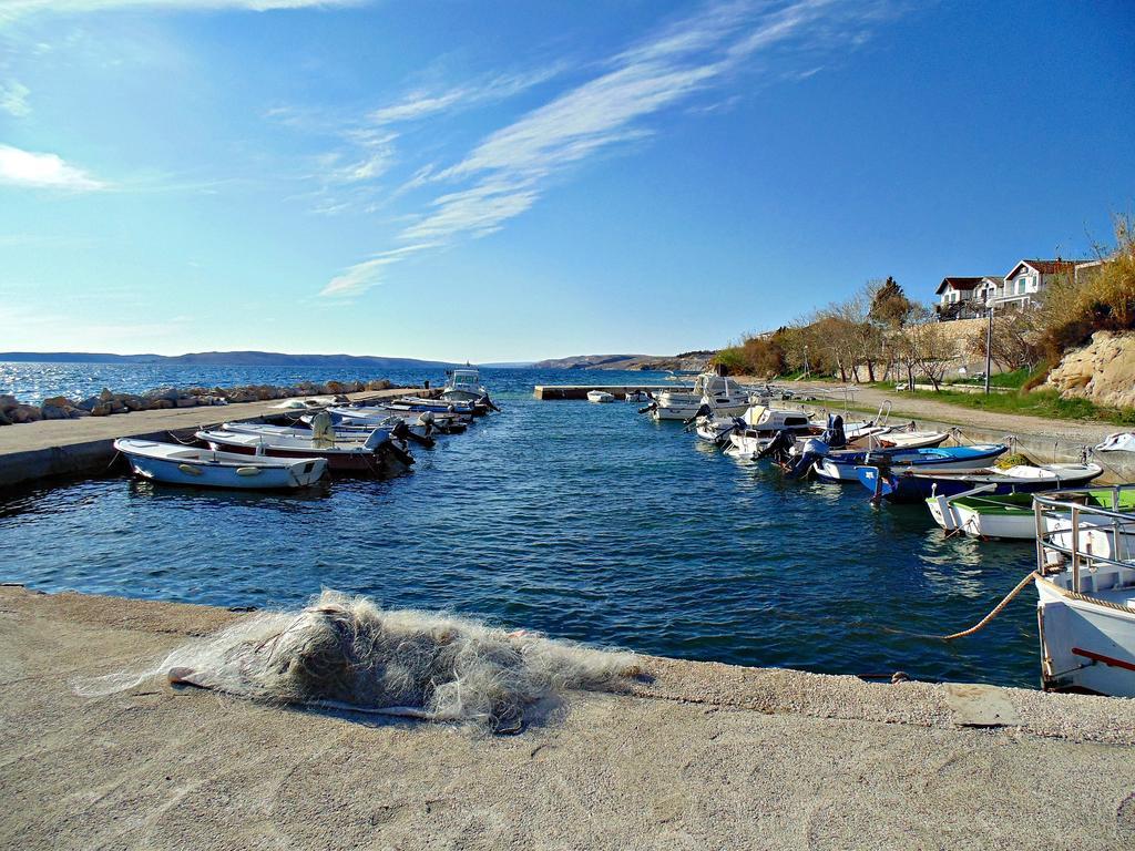House Natali 70M From The Beach - Free Ev Top Up Rtina Bagian luar foto
