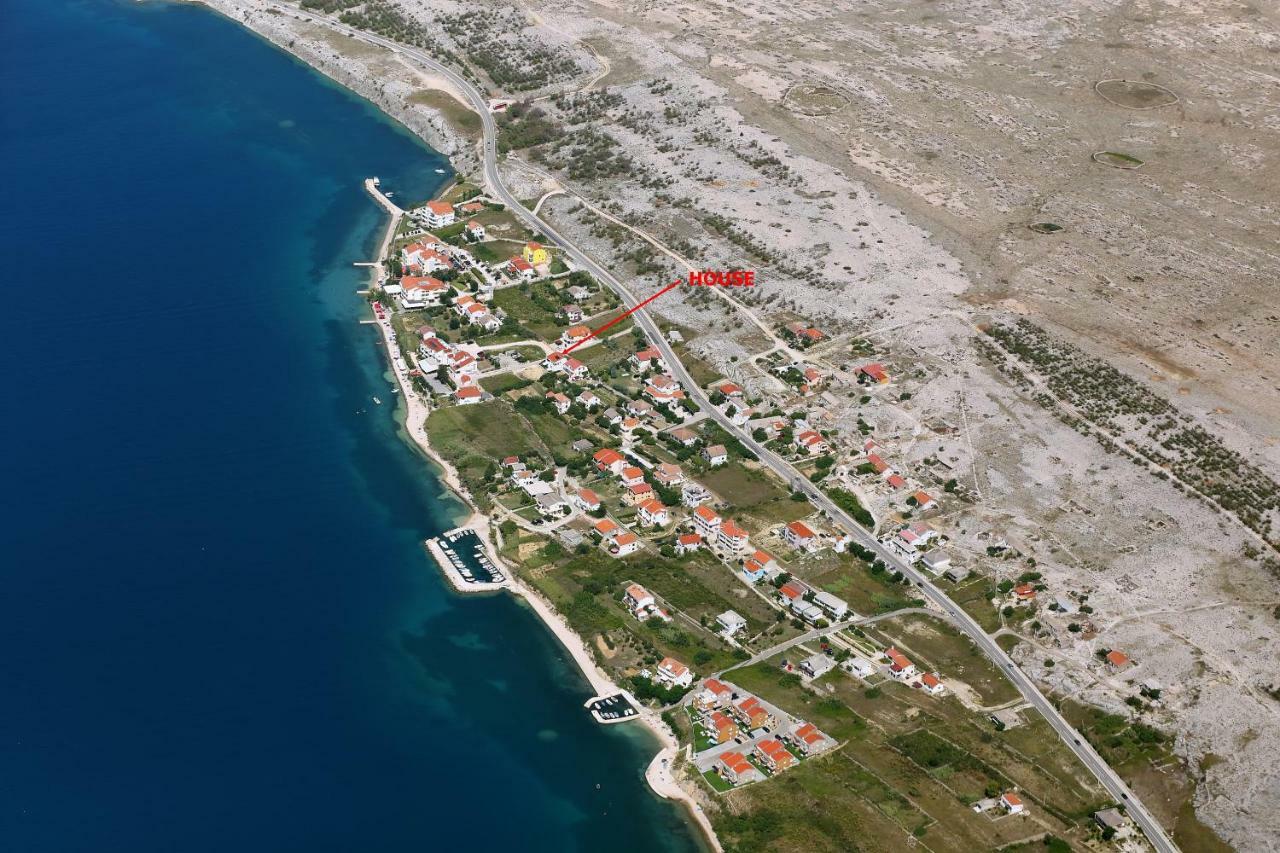 House Natali 70M From The Beach - Free Ev Top Up Rtina Bagian luar foto